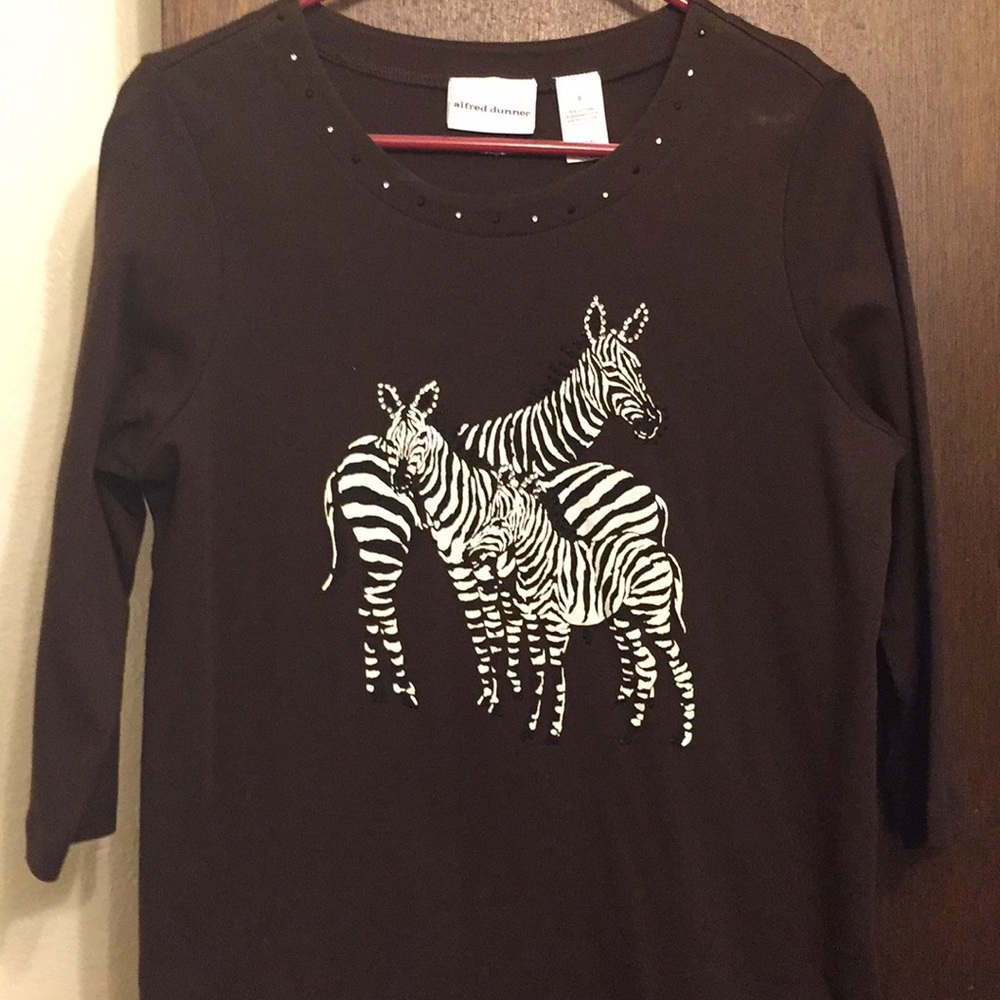 Zebra top
